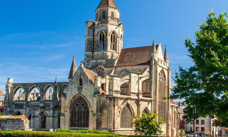 Church of Saint-Étienne-le-Vieux: A Historic Jewel of Normandy